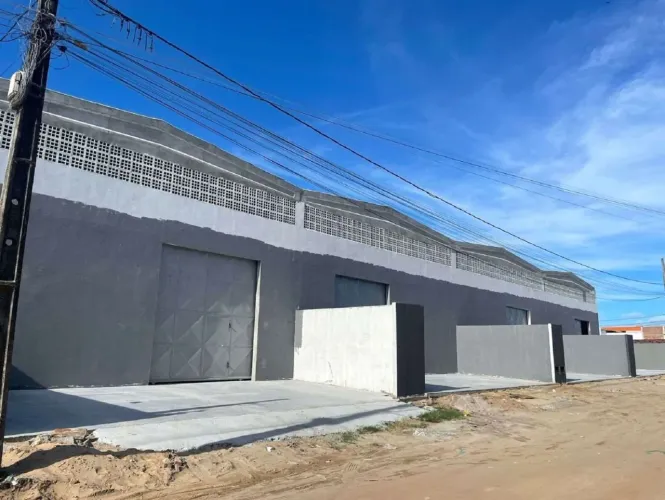 Galpão para alugar por R$ 3.750/mês - Renascer - Cabedelo/PB