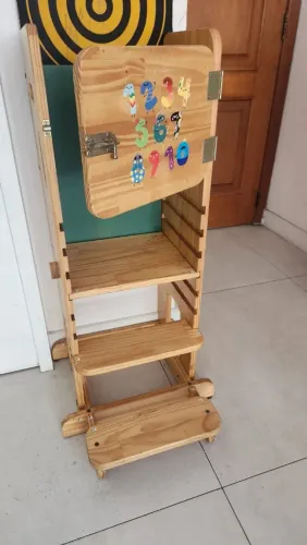Torre de Aprendizagem Regulável Madeira de Brincar com Lousa Dupla Face