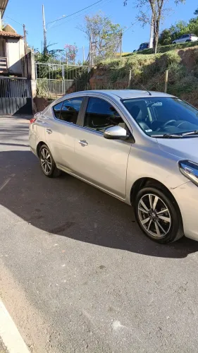 Nissan Versa SL 1.6 16V Flexstart 4P Mec. 2018
