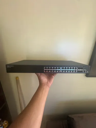 Switch PoE 24P
