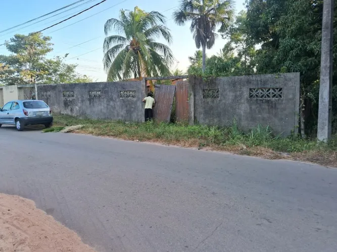 Terreno Murado e bem Localizado