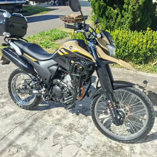 Yamaha XTZ 250 Lander 2023 | 19.900 km | IPVA 2026 Pago | Relação Nova