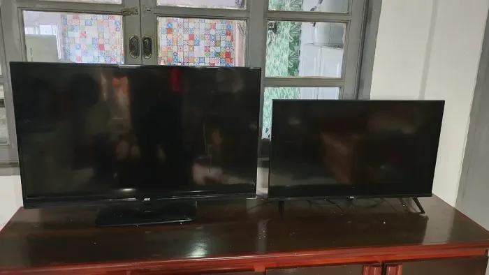 Smart TV 32 polegadas marca AOC +TV 40 polegadas marca AOC
