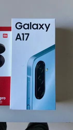 Galaxy A17 + Brindes Lacrado