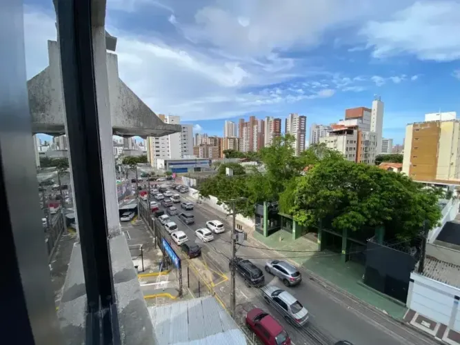 **Conforto, ventilação natural e excelente custo-benefício em uma localização privilegiada