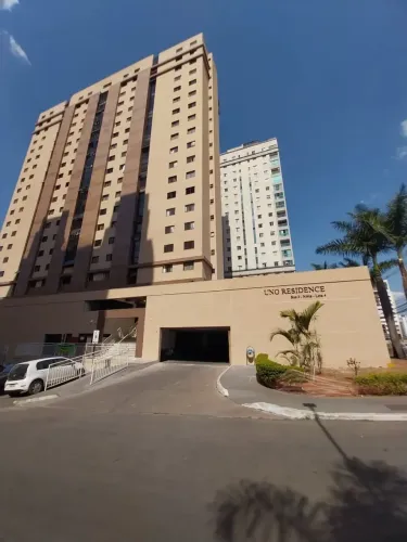 apt 01 qto, com armários, 01 vaga, desocupado, ac financ e FGTS
