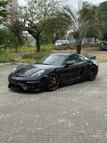 Porsche 718 Cayman 2.0 300cv 2024