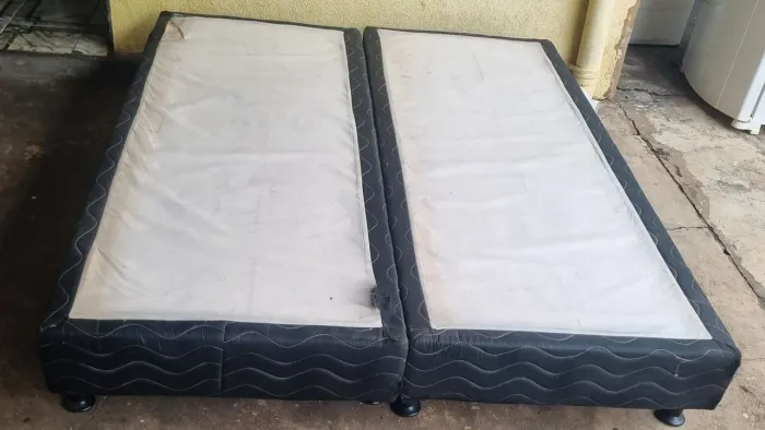 Base de cama Box casal tamanho Queen valor $280 reais