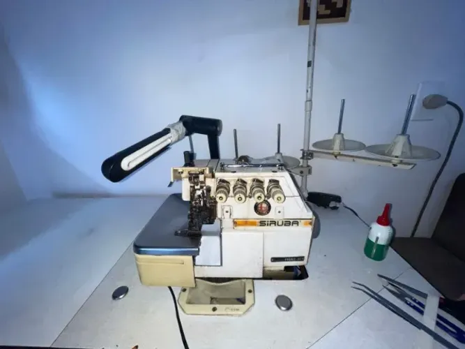 Máquina de overlockinterlock