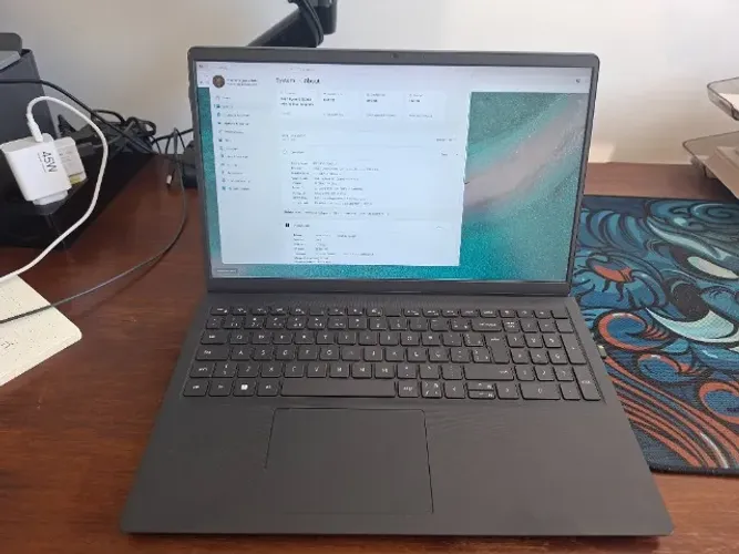 Notebook Dell Vostro 3525