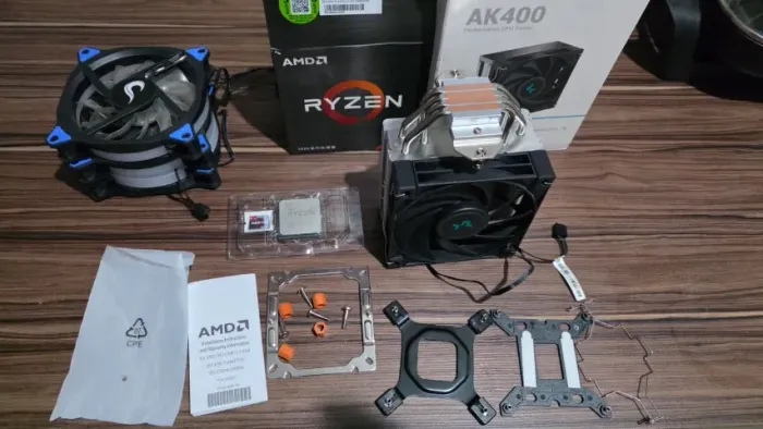 Processador AM4 Ryzen 7 5700X + Cooler ak400 deepcool + 3 ventoinhas