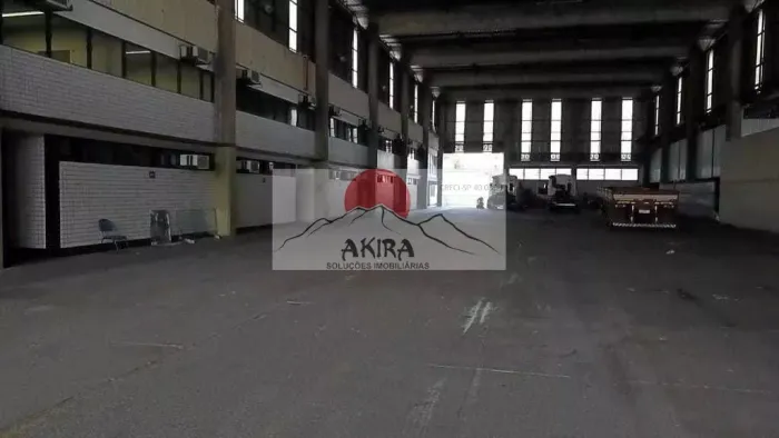 Vendo galpão 5.500 m² terreno 10.400 m² ZUP-1 prox. Dutra!!