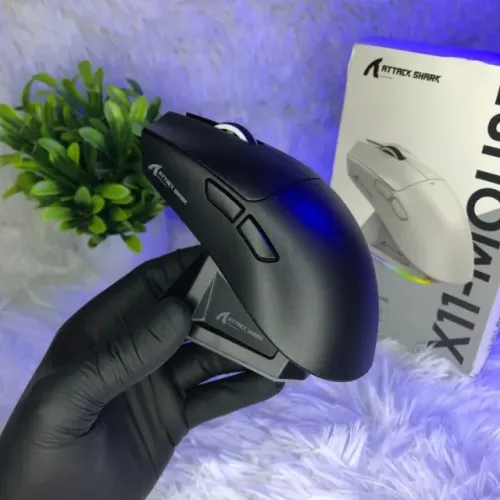Mouse Attack Shark X11 com Dock de carregamento