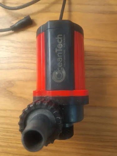 Bomba Submersa Ocean Tech AC-6000 - 6.000 L/h - 220V - Usada