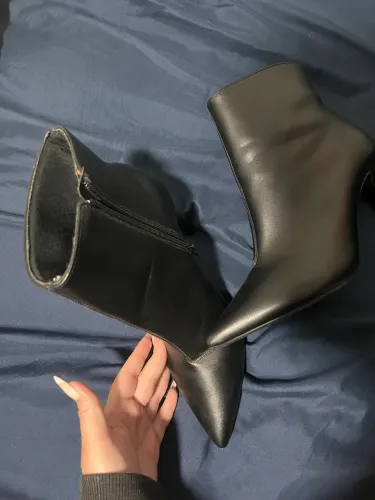 Bota salto fino 