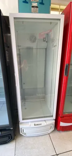 Expositor de bebidas Gelopar 
