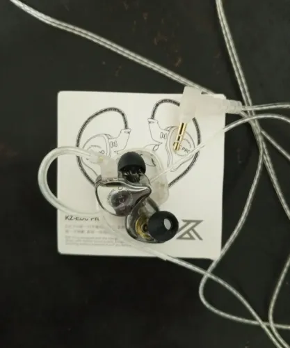 KZ EDC Pro - Cabo Prateado 3,5 mm (Sem Microfone) - Com Caixa
