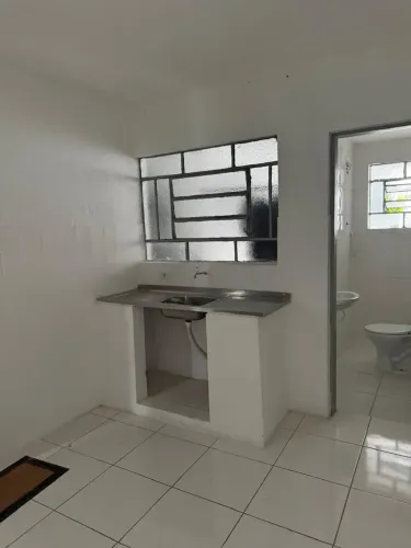 Imóvel para aluguel tem 30 metros quadrados com 1 quarto em Parque Peruche - São Paulo - S