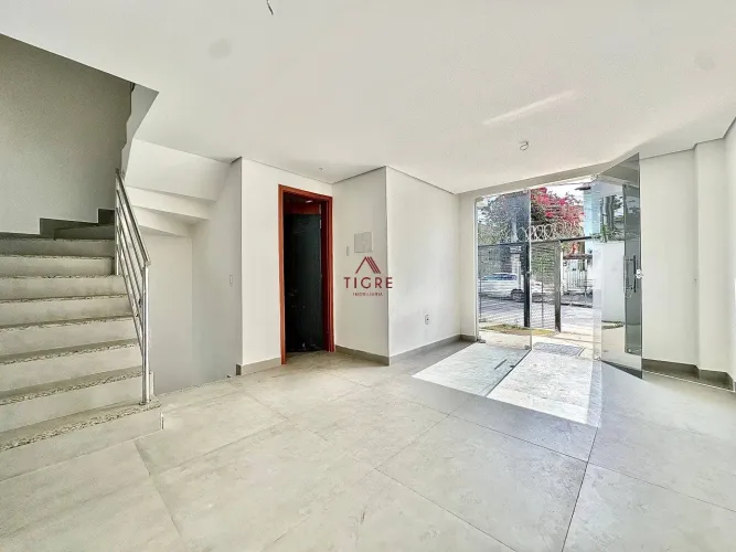 Casa com 3 Quartos à Venda, 145m²