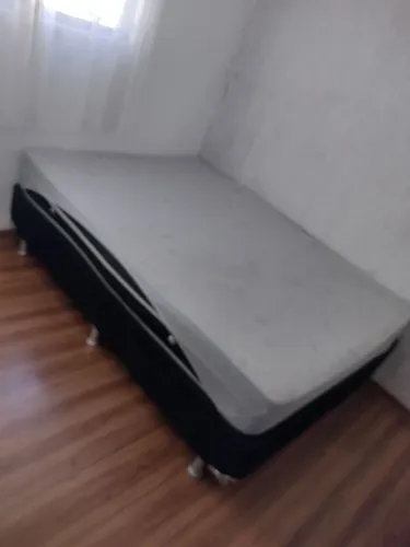 Vendo cama box casal, seminova