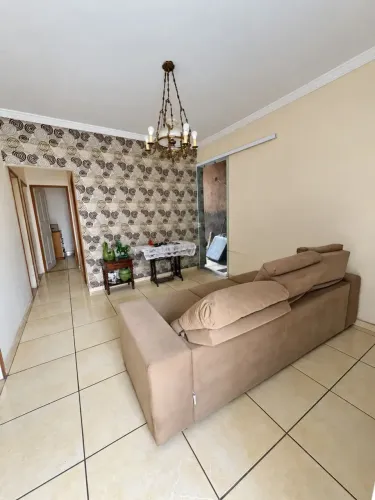 Casa a venda no bairro Santos Anjos com 04 quartos suite e garagem 450.000,00