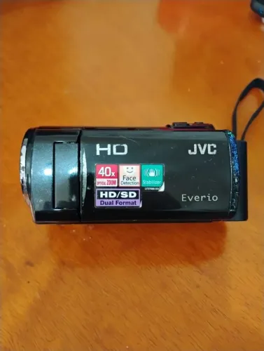 Câmera Filmadora Jvc Everio GZ-HM30BUB Full Hd 1080i R$ 100,00 a retirar.