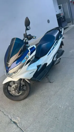 Sem perreco e não quero vender pra lojista , moto está precisando de algumas peças