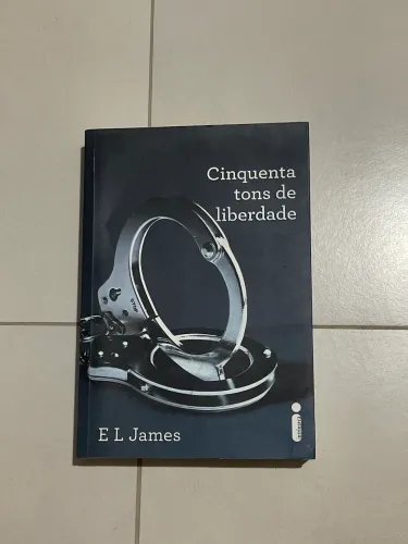 Cinquenta Tons de Liberdade - E L James