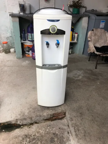 Gela água esmaltec