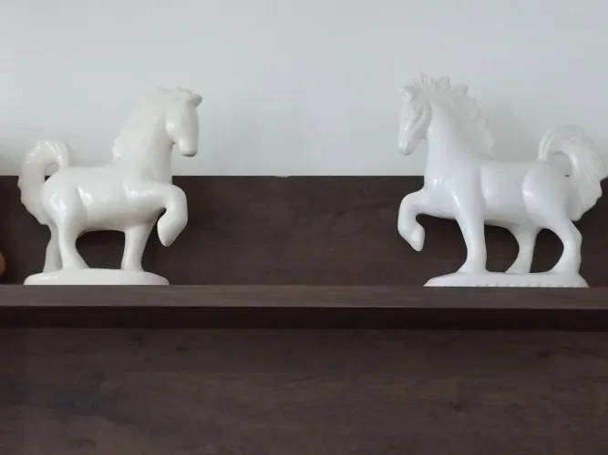   Cavalos decorativos 