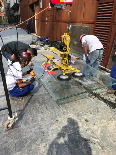 VENTOSA ELETRICA V4 ITALOTEC - CARGA DE 600KG - EQUIPAMENTO REVISADO PELA FABRICA