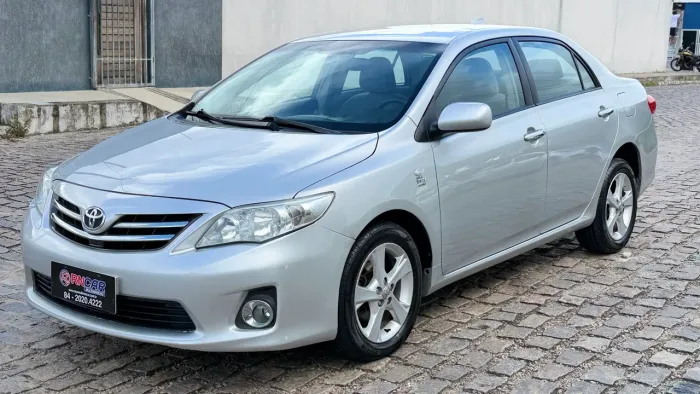 Toyota Corolla GLI 1.8 Flex 16V Aut. 2013