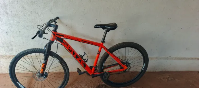 Dende-se bike aro 29 embom estado de uso