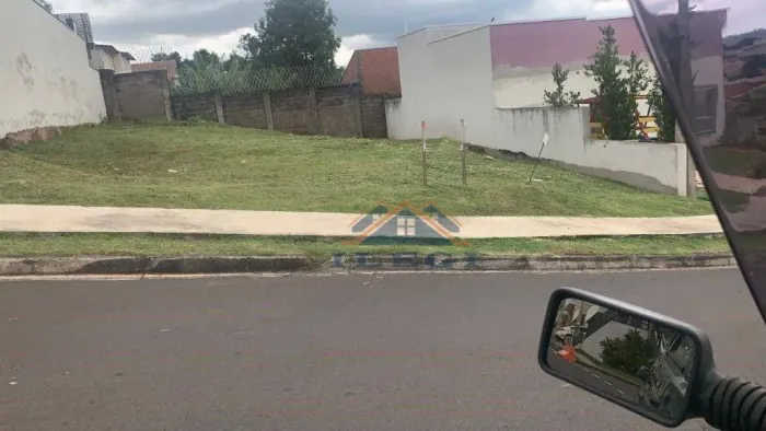 Terreno à venda, - Condomínio Vivenda das Pitangueiras - Valinhos/SP