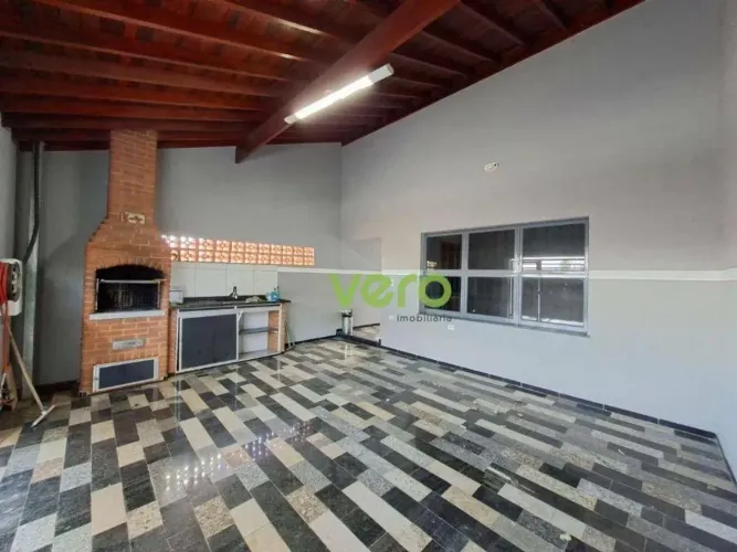 Casa com 3 dormitórios para alugar, 162 m² por R$ 2.527,54/mês - Residencial Vale das Nogu