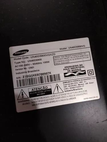 2 tvs Samsung com defeito