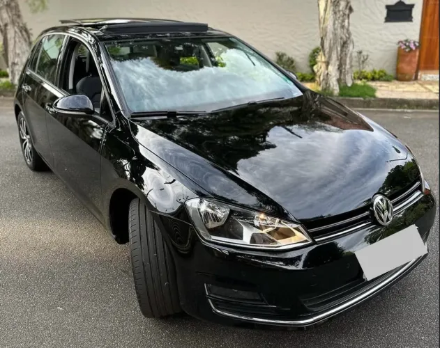 Volkswagen Golf Highline 1.4 TSI Total Flex Aut. 2017