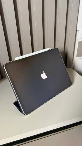 iPad Pro 11, 64GB, A1980 + Apple Pencil 2 + Capa - Ótimo Estado