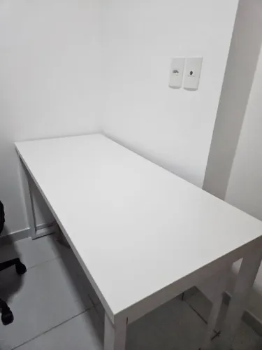 Mesa Branca para escritório