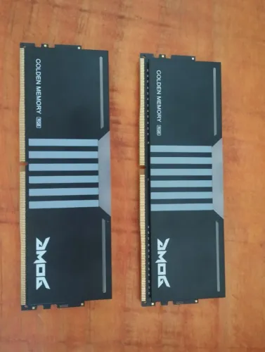 VENDO MEMÓRIA RAM DDR4 3200HZ (FUNCIONANDO PERFEITAMENTE)