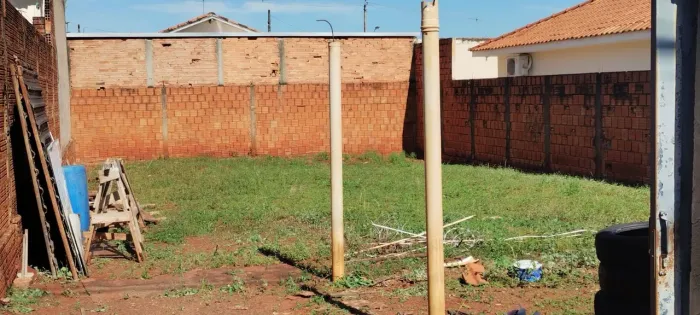 Terreno à venda, 213 m² - Jardim Itapuã - Lençóis Paulista/SP