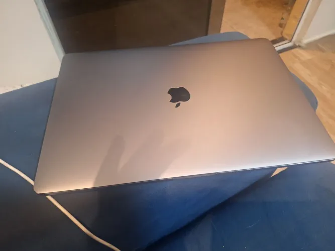 Macbook pró i7  (2017)