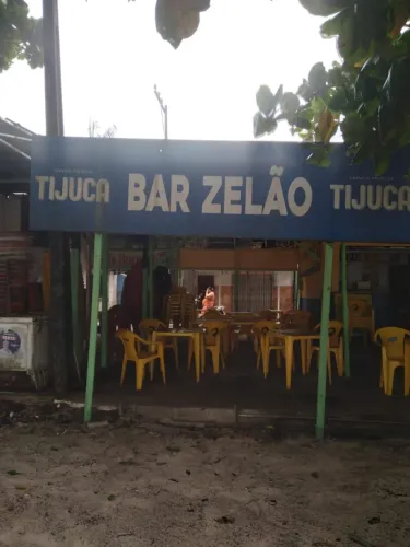 Bar na praia grande do outeiro 