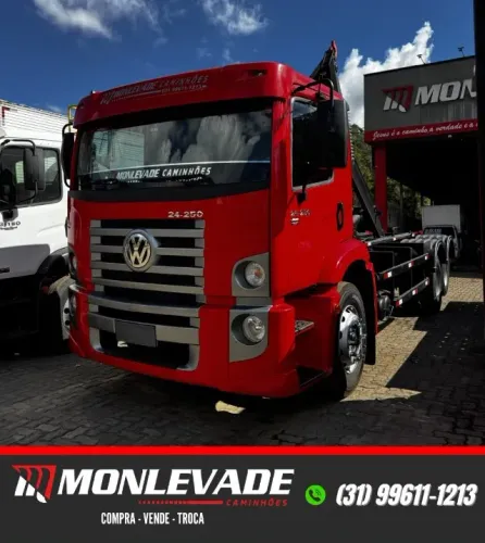 Caminhao VW 24250 Constellation - Ano 2010 - C/ Rollon Rollof G25