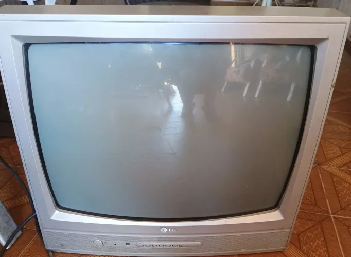 TV LG TUBO RETRÔ