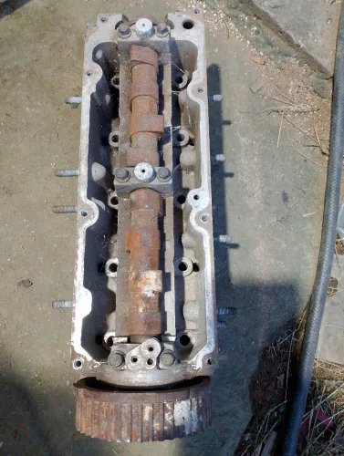 Vendo Cabeçote de motor Evo 1.4 com uma válvula de escapamento quebrada nunca retificado!