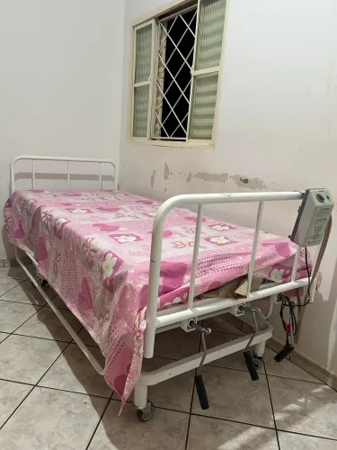 Cama Hospitalar Articulada