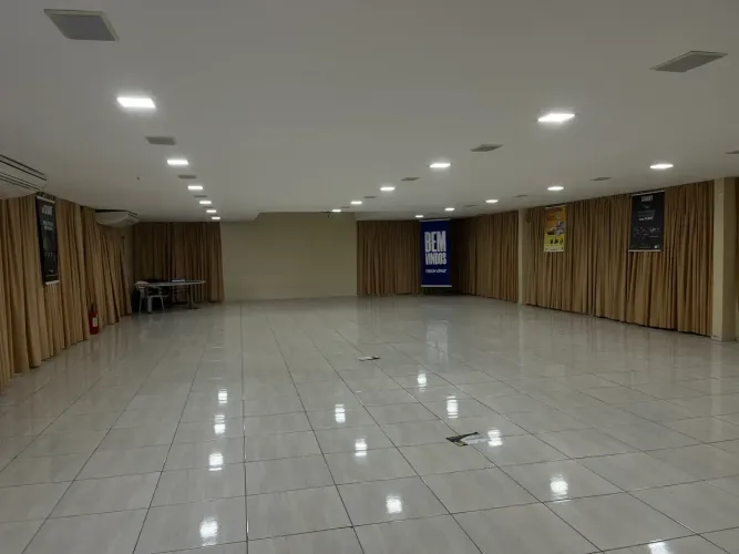 Imóvel para aluguel tem 213 metros quadrados em Castanheira - Belém - PA