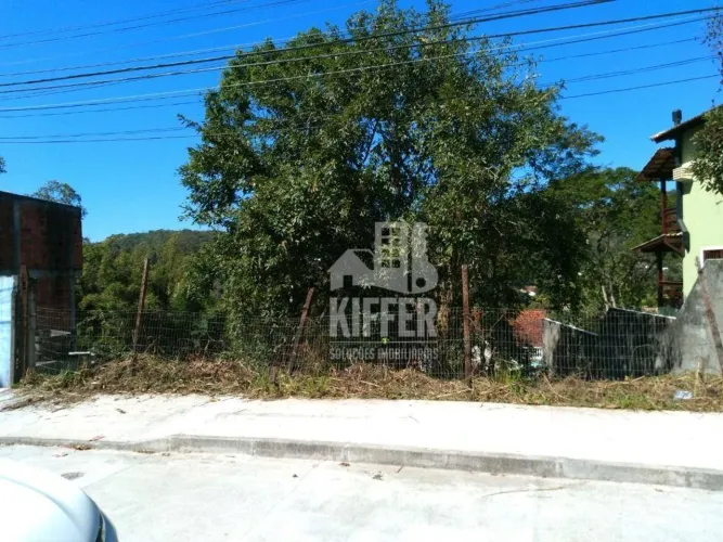 Terreno à venda, 675 m² por R$ 300.000,00 - Pendotiba - Niterói/RJ