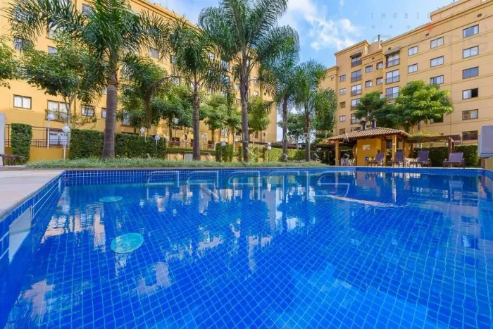 Apartamento com 2 dormitórios para alugar, 53 m² por R$ 3.455,00/mês - Campo Comprido - Cu